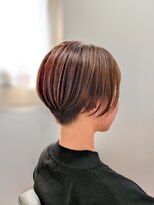 ウィスカーヘアー(whisker hair) ハンサムショート 刈り上げショート