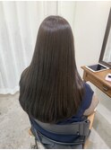 オリーブブラウン
