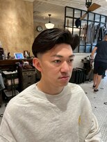 ルドローブラントオオサカ(LUDLOW BLUNT Osaka) 【LUDLOW BLUNT】フェードカット バーバーヘア