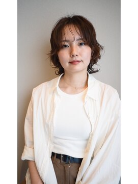 ビフィーノ リルネ(Bifino Rilune) 大人女性のショートレイヤーパーマ