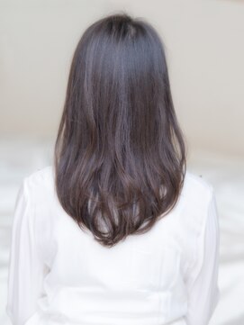 ヴィアラ 自由が丘(VIALA) 【VIALA 自由が丘】フェミニン×カール