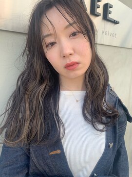 スリーバイベルベット(THREE...by velvet) 大人イヤリングインナーカラー