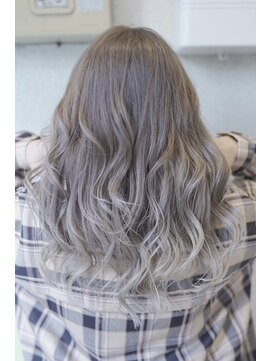 クリスタル 船橋(Crystal) ブリーチ【Crystal船橋】