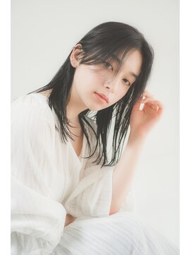 ベンジー 代々木上原店(benji) ウェットな質感のミディ 代々木上原