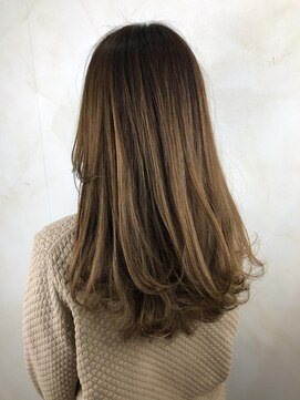 ヴィータバイクレアール 桜井(Vita by CREAR) ふんわり柔らかロング