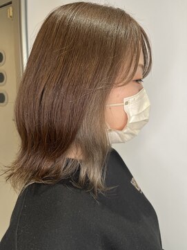 ヨンセンチメートル 金沢駅西店(4cm) ベージュカラー