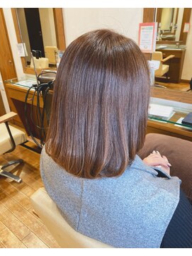 エクリ 麻布十番(equri) 大人ナチュラルボブ