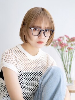 ケープラス(K+plus)の写真/傷みが気になって染められない…そんな方はK+plusにお任せ◎一人ひとりの髪質に合わせて、薬剤で配合！