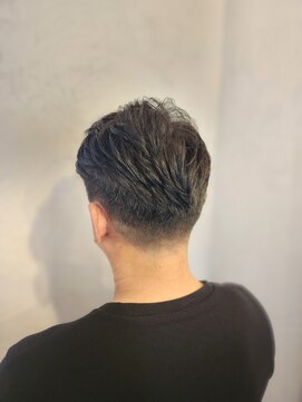 アゲイン(Again) くせを生かしたメンズカット