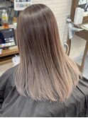 バレイヤージュ×ホワイトベージュ