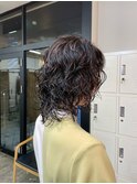 ミディアムパーマレイヤースタイル濡れ感エアウェーブパーマ