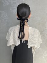 コトナ(kotona)&nbsp;【編み下ろしリボンヘアアレンジ】カチモリシニヨンお呼ばれヘア