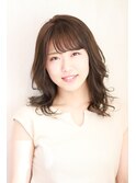 Sラインミディが好印象の大人可愛い雰囲気に