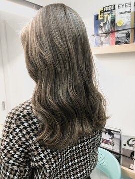 オーストヘアーモニカ 梅田茶屋町2号店(Aust hair Monica) 【ナチュラルグレージュ】