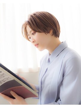 エアヒール(AIR HEAL) 【センターパート】大人ショート★