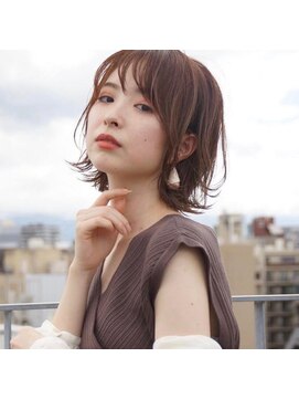 アトリエ フェム(atelier.fem) レイヤー外ハネミディアム