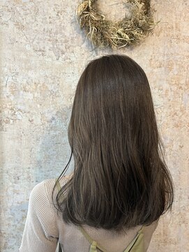 ピアニー(Peony) オリーブベージュ