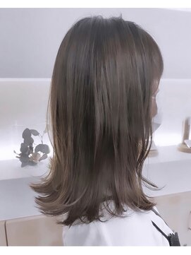 モアナ バイ ヘッドライト 沖縄南風原店(Moana by HEADLIGHT) Moana【南風原】#外はねボブ#ベージュブラウン#髪質改善