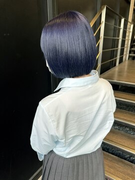 ロンド レア 天神大名店(Lond Le’a) ダブルカラーネイビーブルーケアブリーチ透明感カラー韓国ブルベ