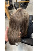 モイ(moy)&nbsp;脱白髪染め/白髪ぼかし/ハイライト/グラデーションカラー/浅草