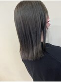 オリーブグレージュ × 外ハネボブ