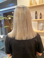 ミルヘアデザイン(mil hair design)&nbsp;ホワイトベージュカラーダブルカラーフェイスフレーミングカラー