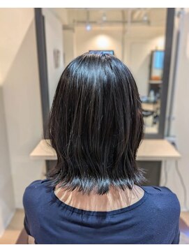 ソル 千葉(Sol) 外ハネさらツヤボブ