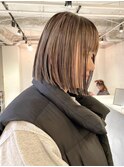 デザインカラーコントラストハイライト切りっぱなしボブ