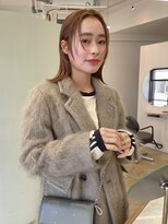 ユー(yew) 切りっぱなしボブ＋ハニーベージュ／ハイトーン／ブリーチ