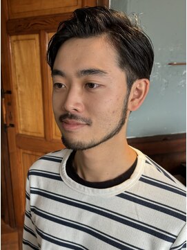 オークモス(OakMoss) メンズツーブロックスタイル