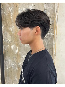 エレン(E L E N) センターパート