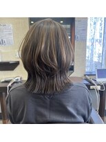 リリ(Liri material care salon by JAPAN)&nbsp;大人可愛いくびれミディ×ナチュラルハイライト