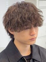 フィフス 大分(fifth)&nbsp;大分波巻きスパイラルパーマメンズカットラウンドマッシュつよめ