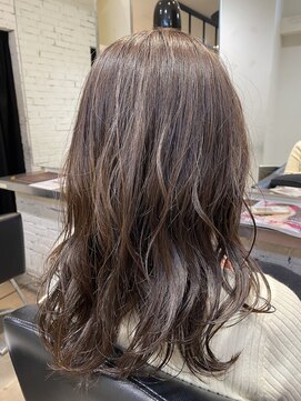 アトリウム (ATRIUM beauty life) 【西野】ナチュラルグレージュカラー