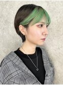 ショートパーマフェイスフレーミンググリーン前髪インナー