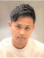 ノイセル 西本町(Noisyle) かき上げ七三オールバックサイドグラデーションバーバースタイル