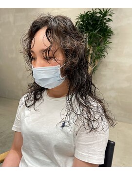 ウェウェ(wewe) くせ毛風ラフスパイラル