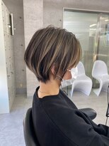 イキ 表参道(iki omotesando)&nbsp;モード/無造作ウェーブ/大人ガーリー[表参道駅]