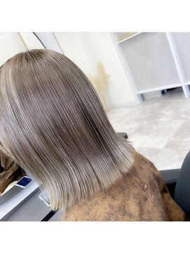 エル(elle.) highlight color