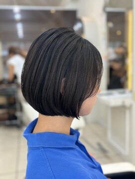 フレア(FLAiR) 10代20代顎ライン乾かすだけでしっかりまとまる内巻きボブ