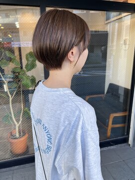 ミイロ(miiro) くびれと丸みが可愛いショート