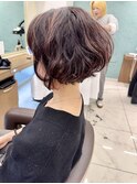 クリームパーマショートボブ