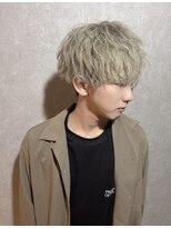 ジーナ 天神(Zina)&nbsp;ハイトーン束感マッシュ