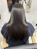 コト 福井大和田店(coto)&nbsp;福井　大和田　髪質改善縮毛矯正　艶髪ロング　地毛風ストレート