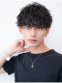 無造作ヘア/黒髪/ソフトツーブロック/センターパート