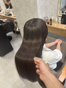 コンフィー(comfy) 『SHOKI』ミニウルフホワイトベージュチェリーブラウン