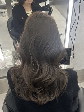 バレット 福岡天神(VALETTE) お上品な大人女性に向けた、レイヤースタイル