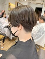 ヘアリゾート粋 新宿三丁目本店 《前地 麻衣》ハンサムショートは暗髪で垢抜け感UP!