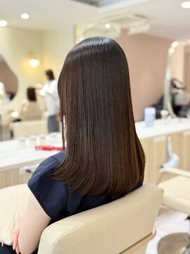 フィーカ(fiica) 美髪矯正で作るナチュラル艶ストレート