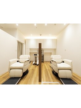 髪だけでなく美容全般のお悩みを気軽に相談できる個室空間で、一人ひとりの毎日のキレイをサポート☆